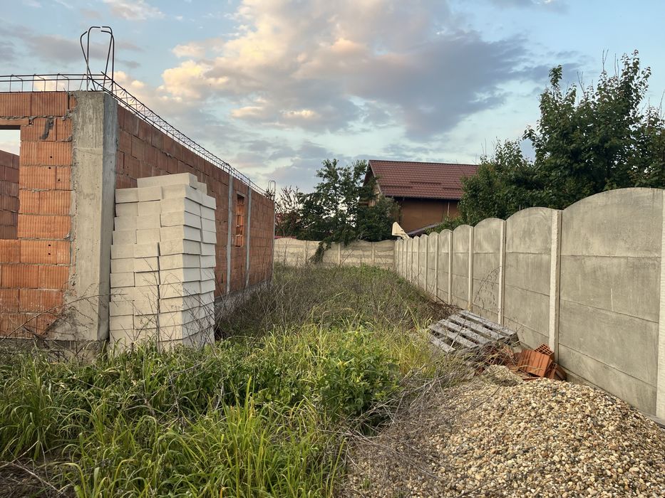 Teren 500 mp + fundație și zidărie + proiect casă 100 mp | Toate utilitățile | Pădureni