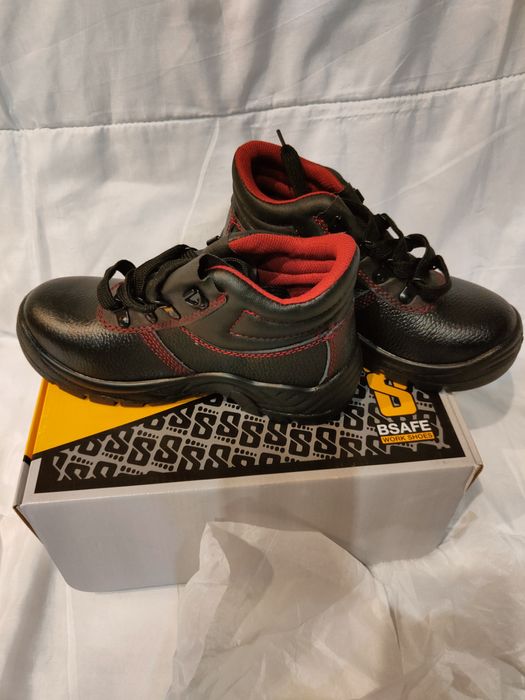 Работни дамски обувки