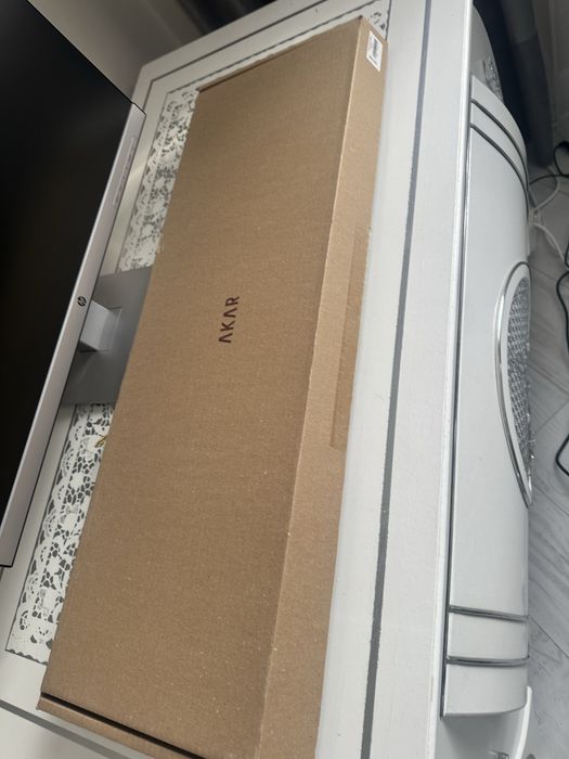 Настенные часы в виде Домбры, из дерева