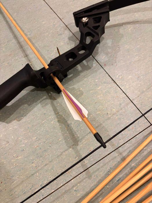 Рефлексен лък - Recurve Bow