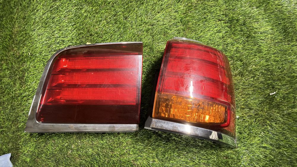 Фары на Lexus 570