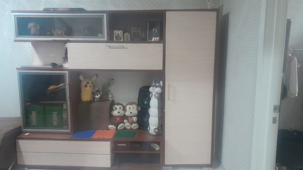 Продаю стенку майкудук