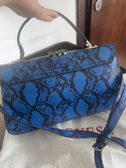 Чанта Guess нова