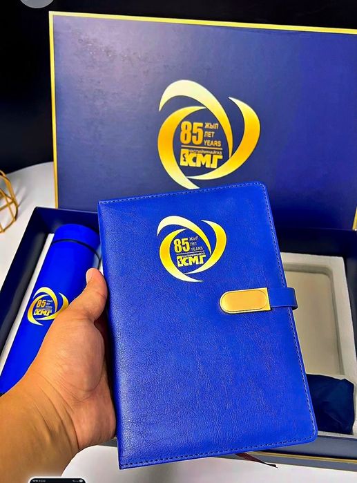 Плотер сатылады. Әріптер кеседі