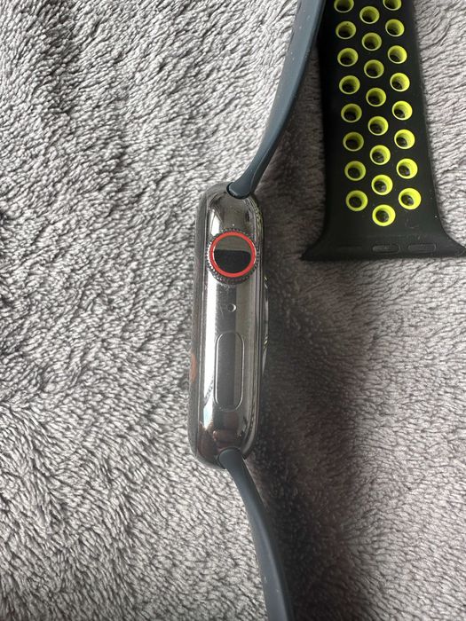 Apple Watch Series 8 Graphite  Stainless Steel 45mm
