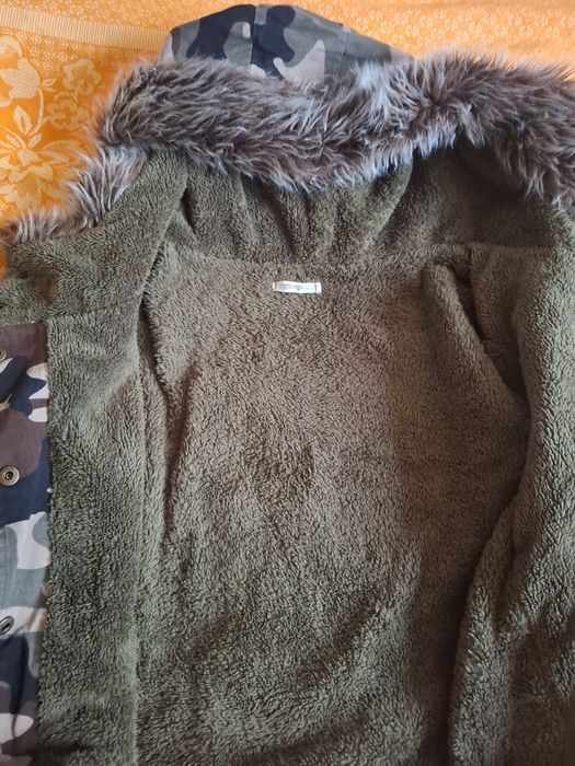 Продам женскую куртку-Зима!