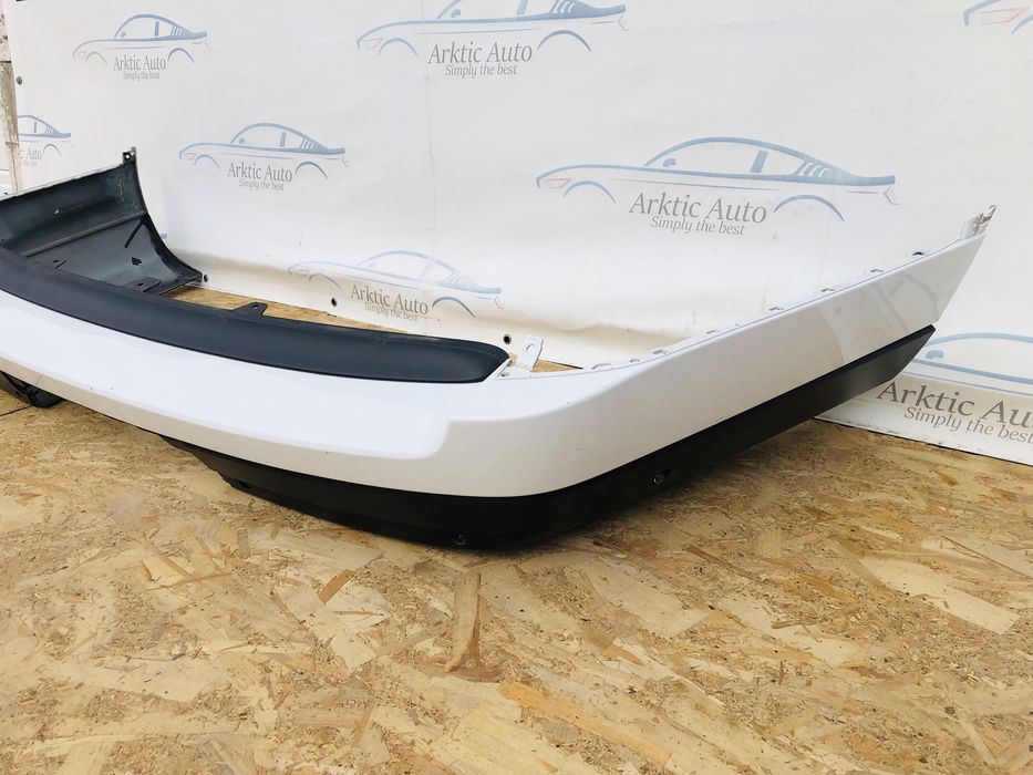 Bara spate Range Rover Vogue dupa 2013 cod JK52-17D781-C