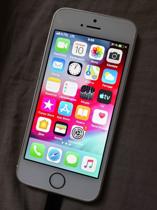 Продам  айфон 5s в идеале телефон