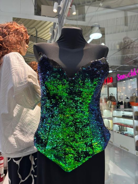 Женское шикарное платье