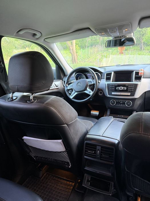 Vand Mercedes ML sau schimb cu mercedes Sprinter 9 locuri