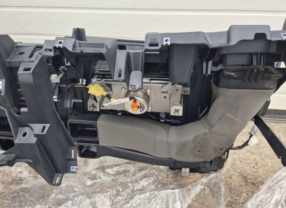 Plansa de Bord cu airbag Toyota Corolla E21 1.8 Hybrid 2019-2022.
