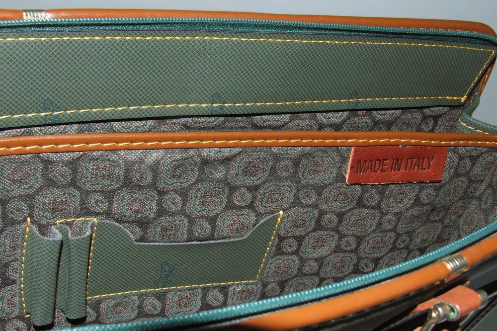 Servieta HOLIDAY, piele si material impermeabil, Made in Italy, NOUA