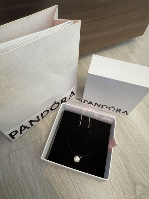 Колие на Pandora ново с кутия