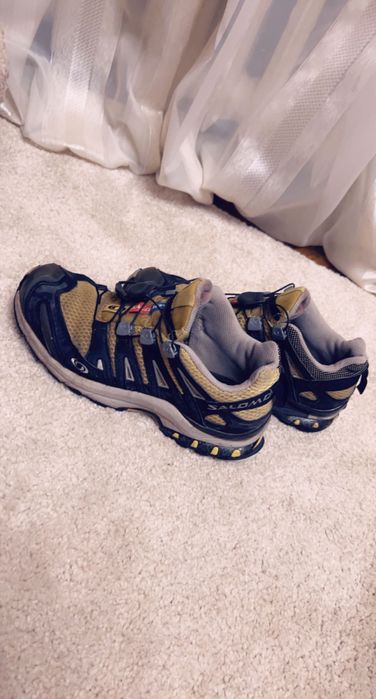 Adidasi Salomon masura 37/38