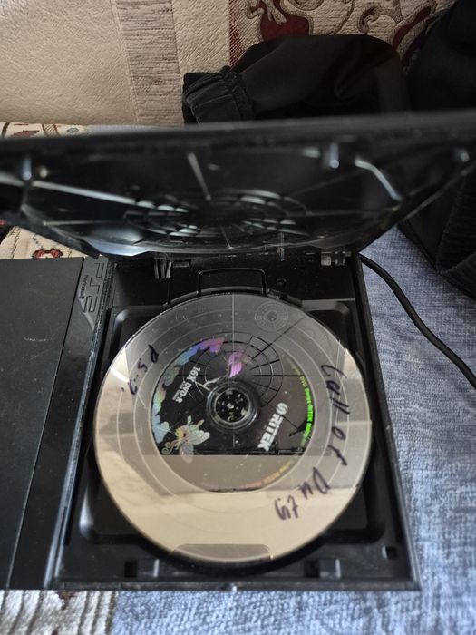 Play station 2 .