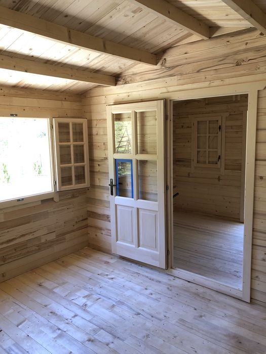 Cabane din lemn