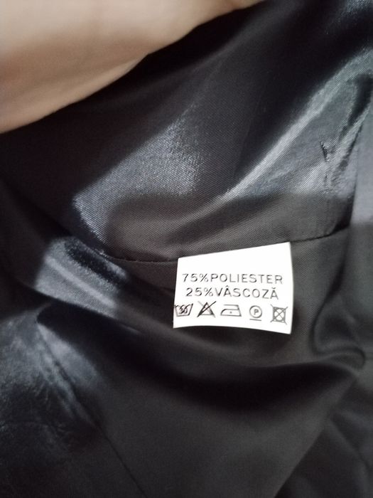 Costum masculin mărimea 48