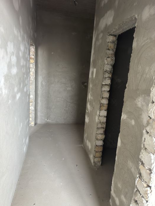 Кизилтепа постгайи олдида дом