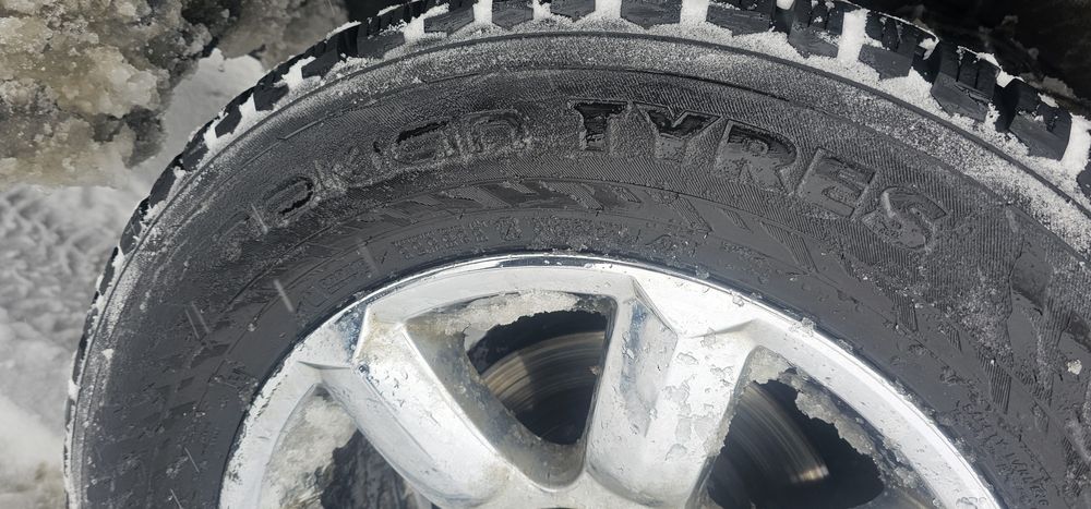 Продам Сюрф 185.бензин 2.7 на полном ходу