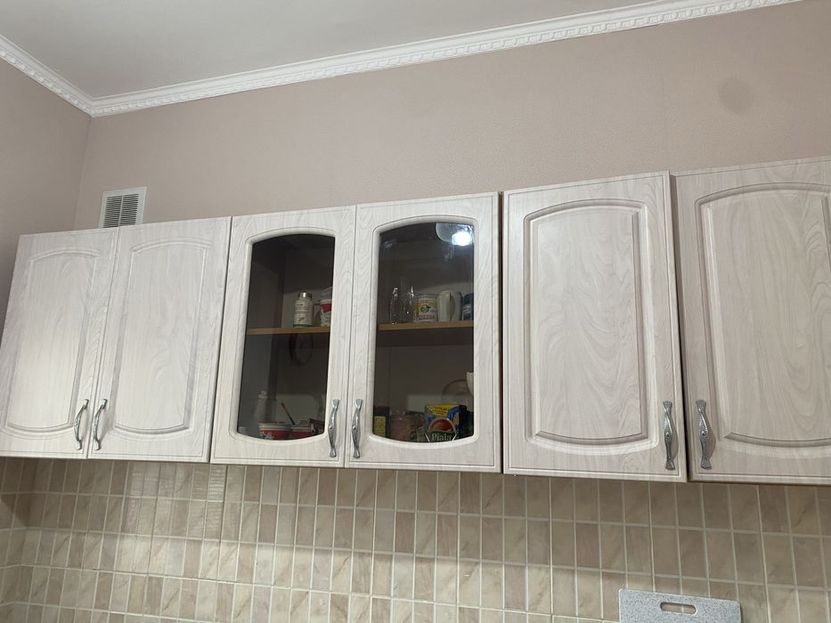 Продам кухонный гарнитур недорого