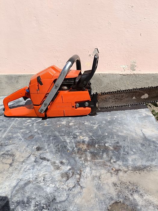 Vând Husqvarna 365