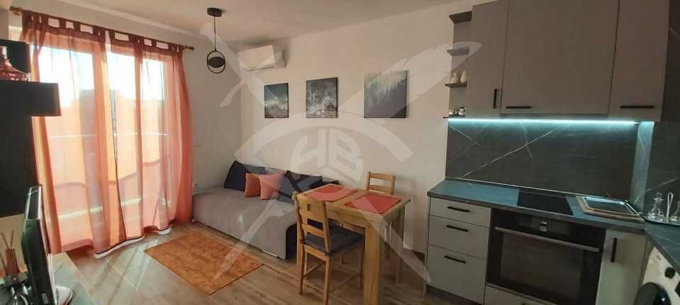 Дава се под наем Двустаен апартамент в Варна, Автогара - 45 кв.м за 450 € - Снимка #1