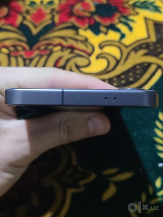 Samsung Galaxy S24 Plus 12/256GB — Ideal holatda (10/10)