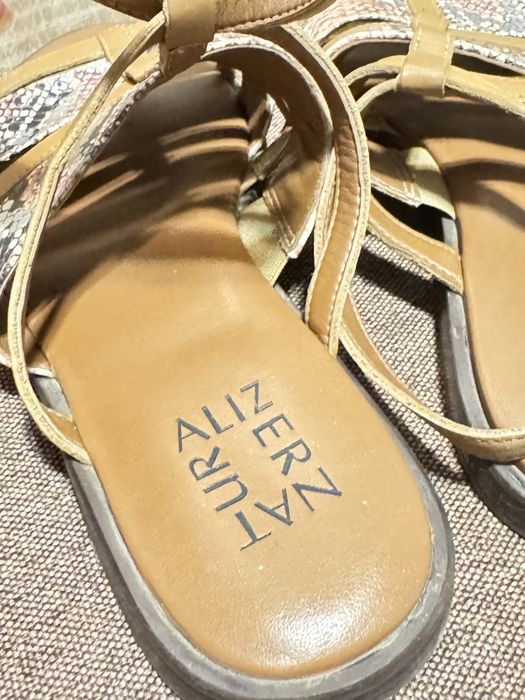 Vand sandale piele