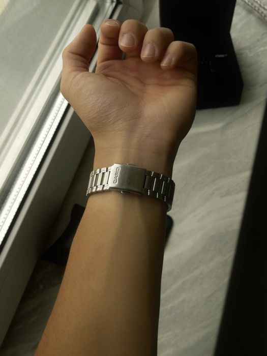 продаю часы Casio MTP-1239