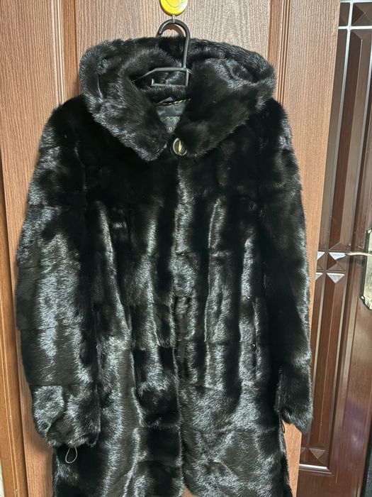 Шуба оригинал 46 рр