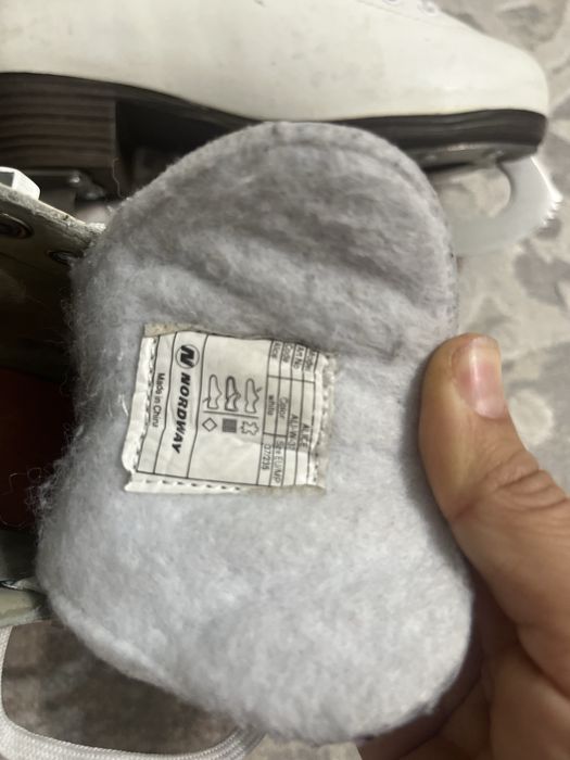 Коньки для фигурного катания