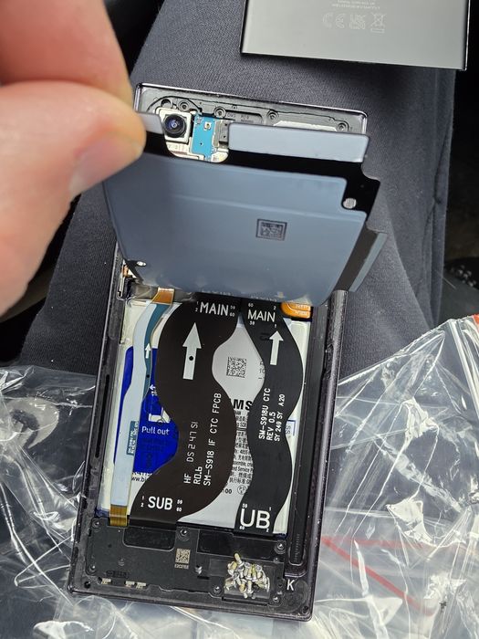 Продавам Samsung s23 ultra на части