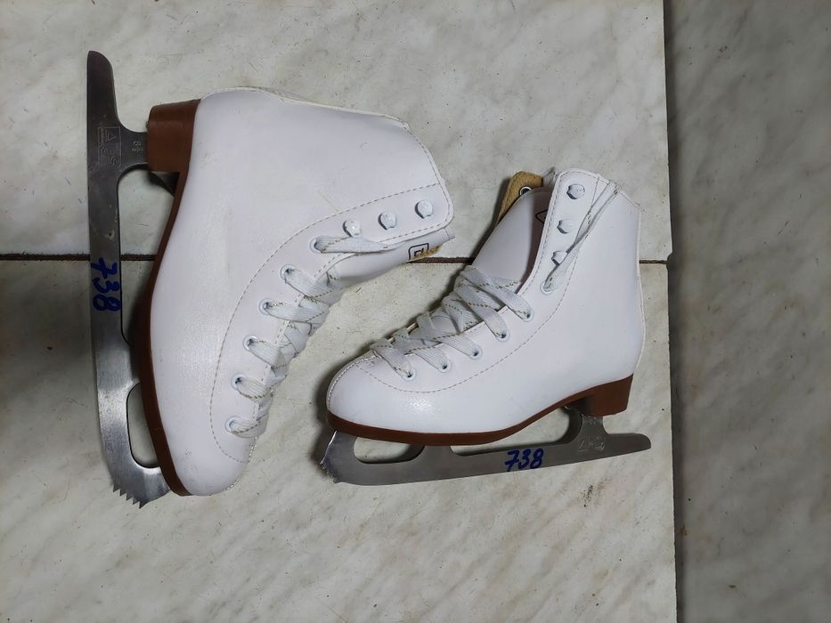 Patine gheata 738 patinaj artistic DBX marime 35 (22,5 cm)