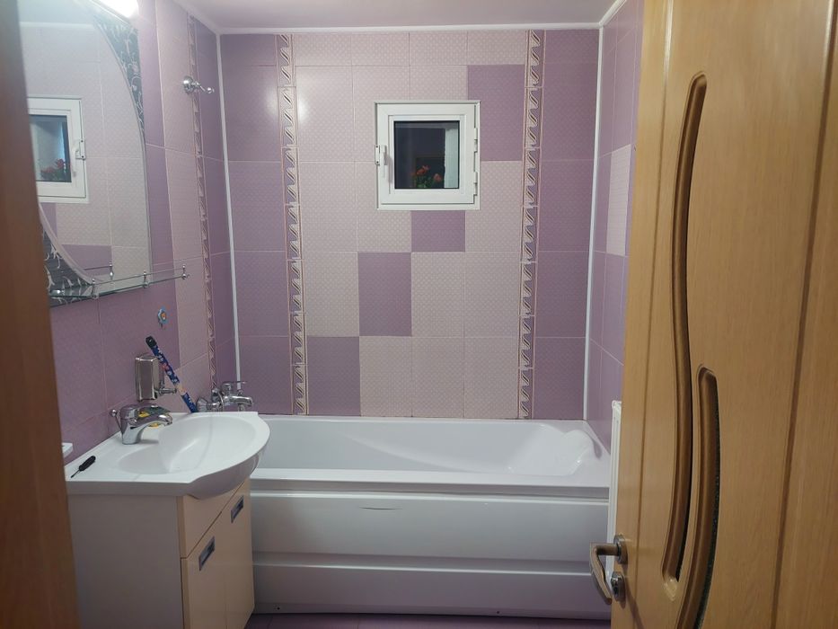 Apartament 3 camere.