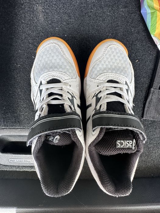 Детски маратонки asics
