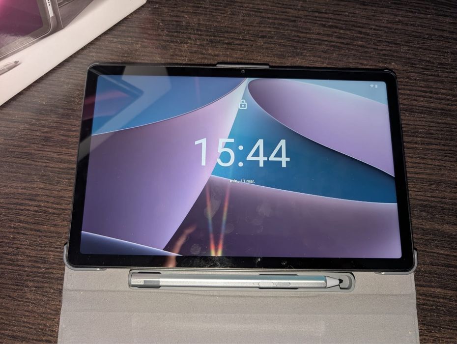 Tableta cu husa si pen Lenovo Tab M10 Plus
