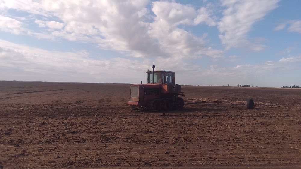 Продам ДТ -75 Волгоград