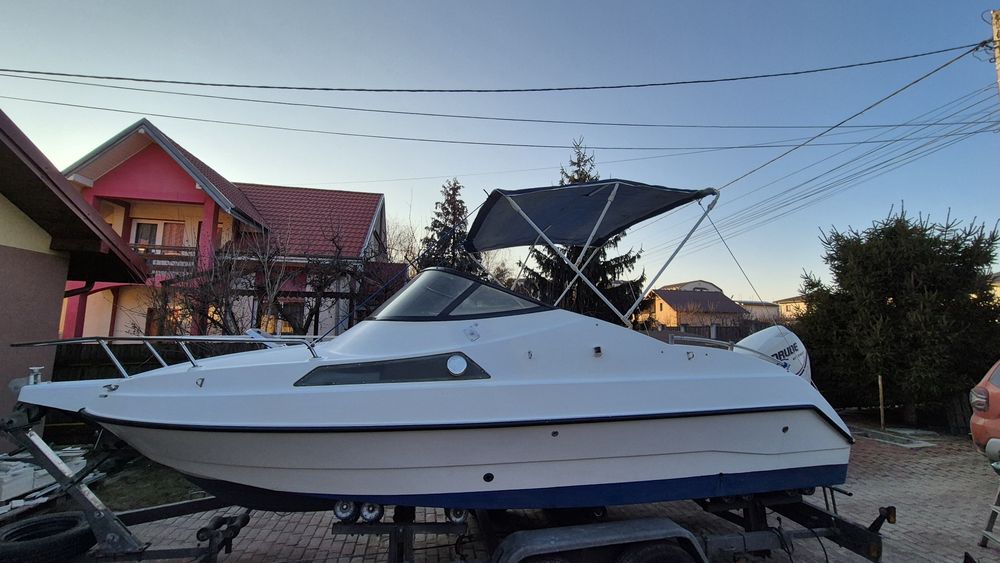 Vand barca cabinata Gio Mare 5.8 m lungime