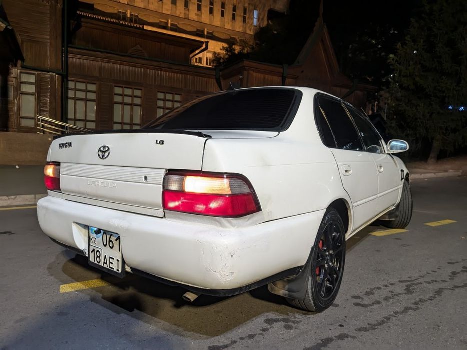 Тайота каролла ае100