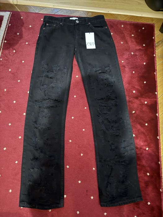 Blugi superbi cu taieturi 36 noi Zara