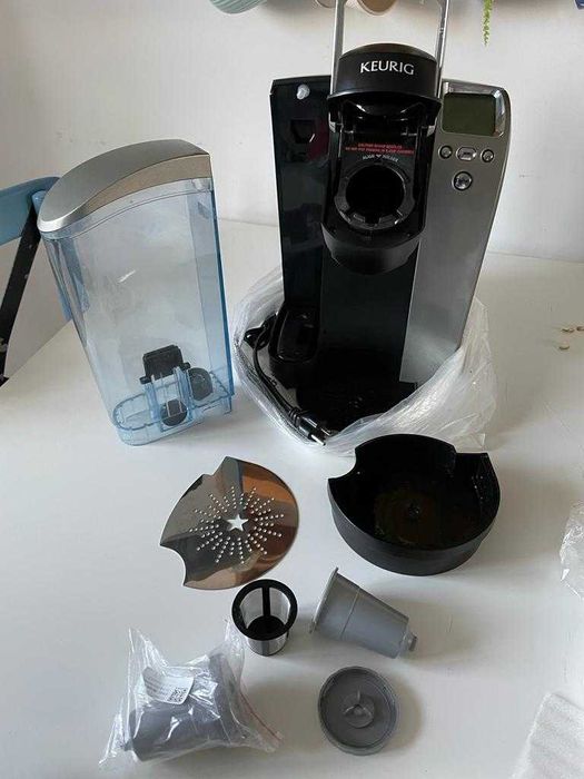 Aparat cafea: Keurig B70 Platinum Single-Cup Platinum