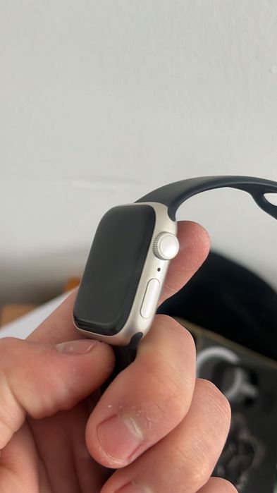 Продам апл вотч 8 серия 41мм