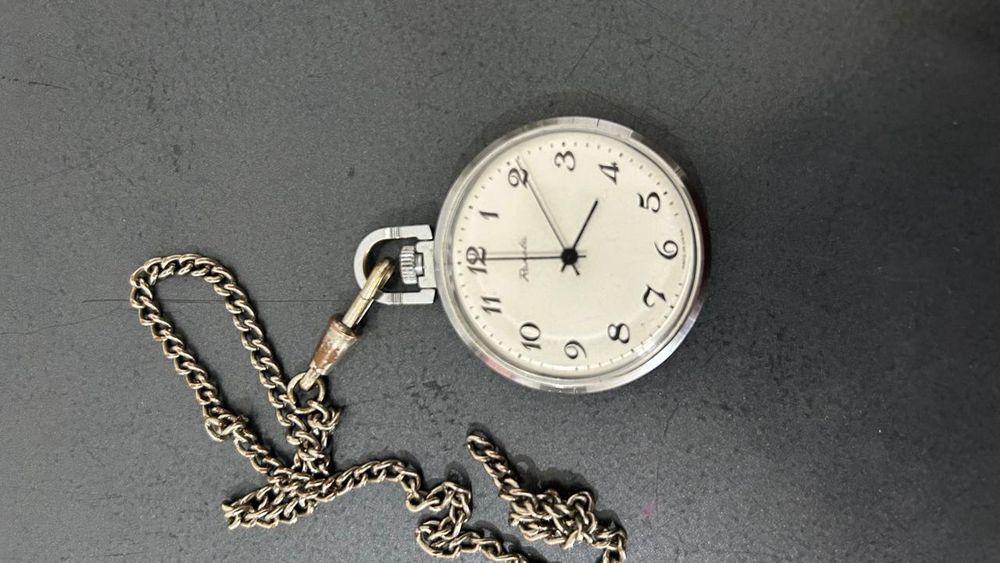 Продам карманные часы Ракета оригинал