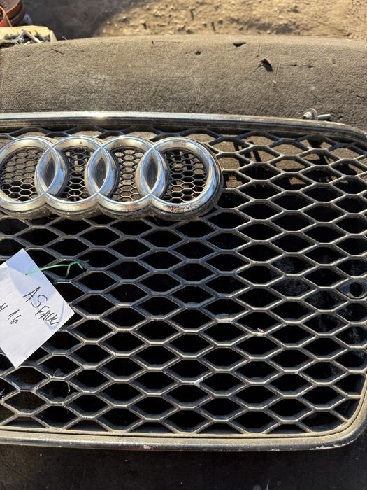 Декоративна радиаторна решетка за Audi A5 facelift пчелна пита ном16
