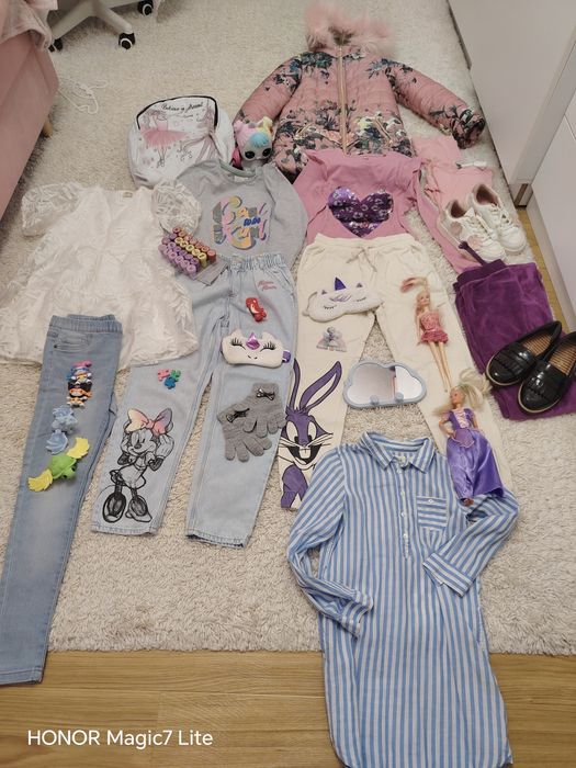 Lot hainute fetita 7-9 ani