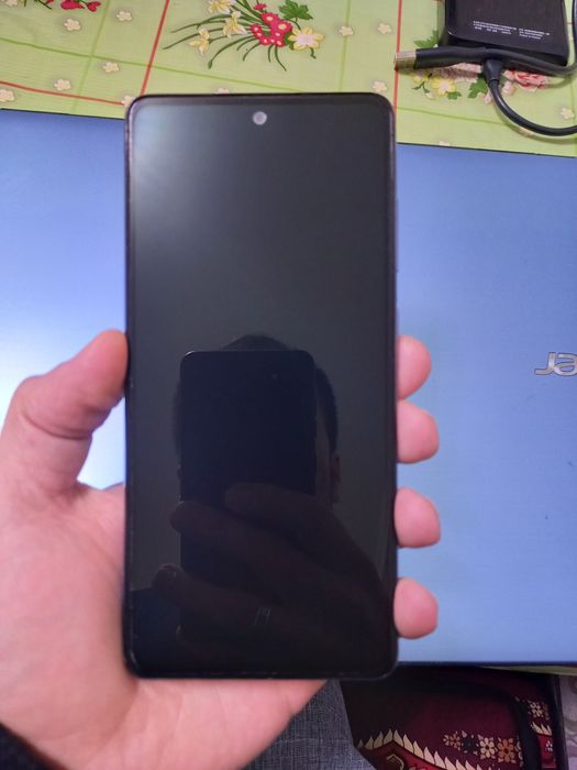 Samsung galaxy A72  ideal 100%