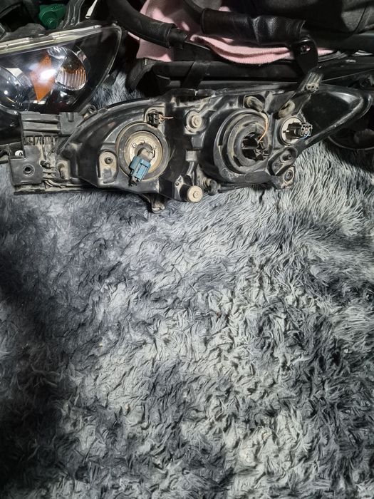 Фары ..MAZDA 3...