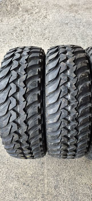 4 anvelope ofroad M+S noi Bridgestone 245/70/17.Pretul este pe bucata.