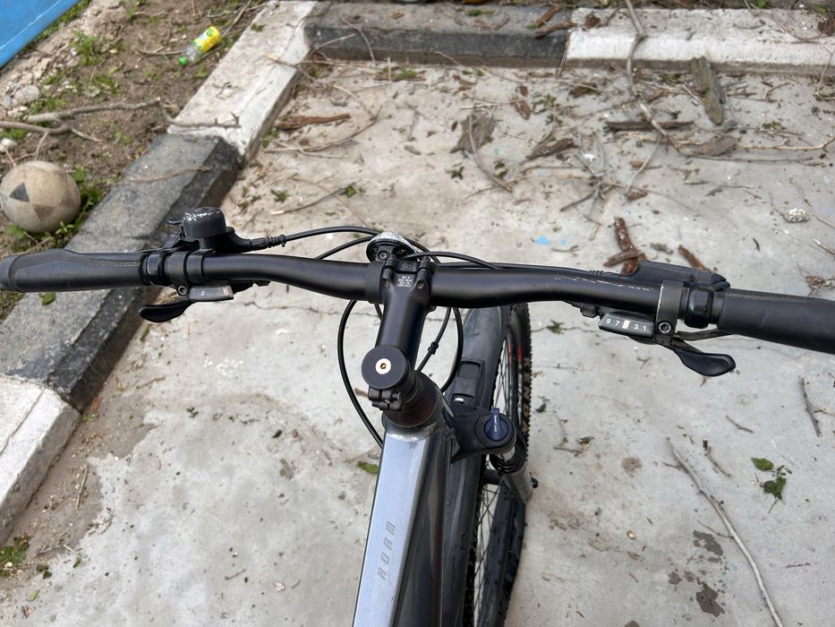 Продам велосипед Giant roam