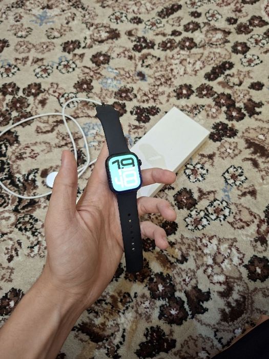 Apple watch 11 1 kun ishlatilingan